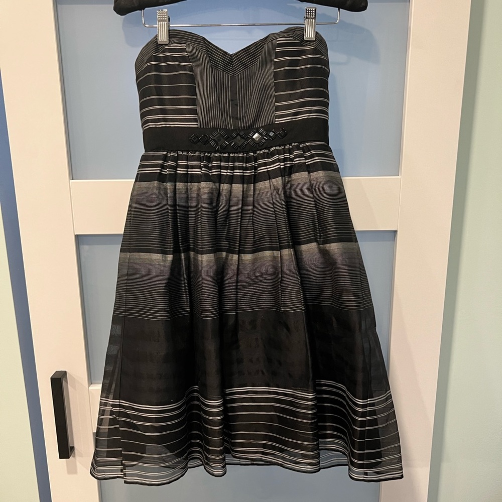 BCBG MAXAZRIA Dress Size 0